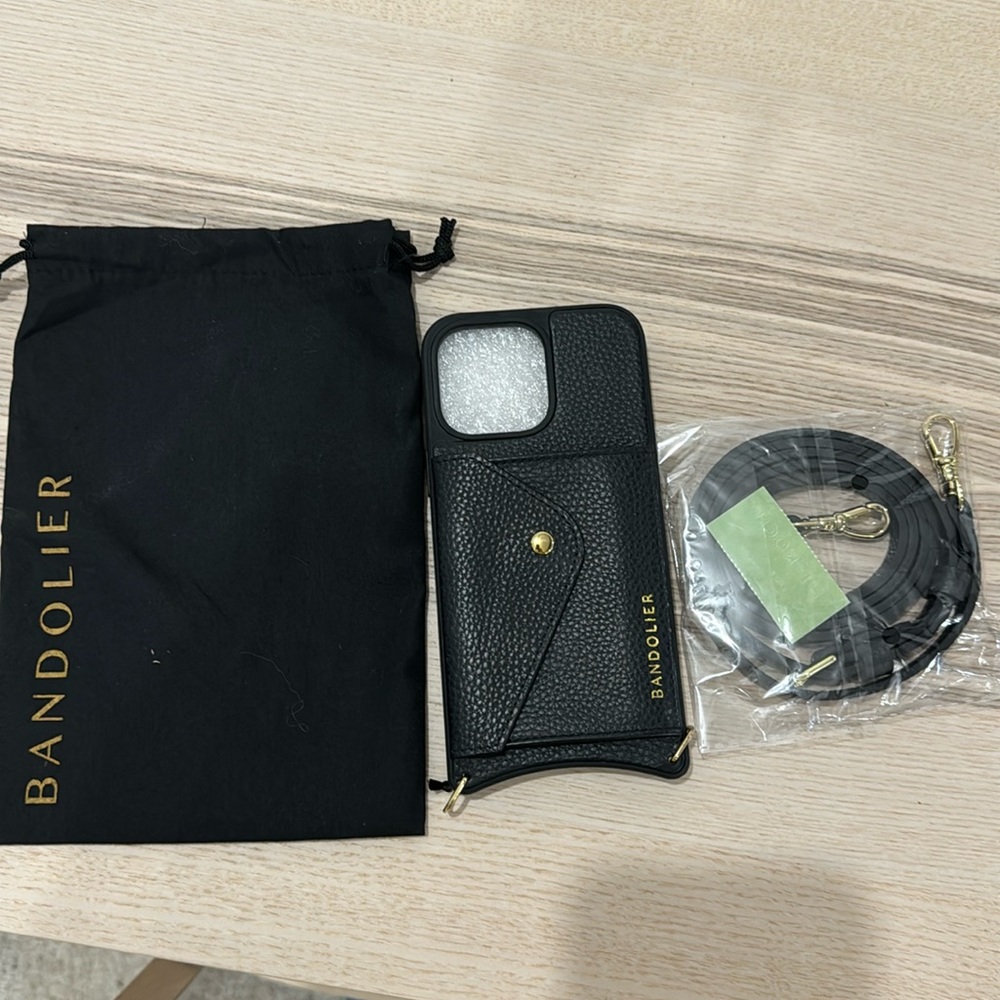 Brand new bandolier Hailey wallet case 14 pro-Max never used with tags